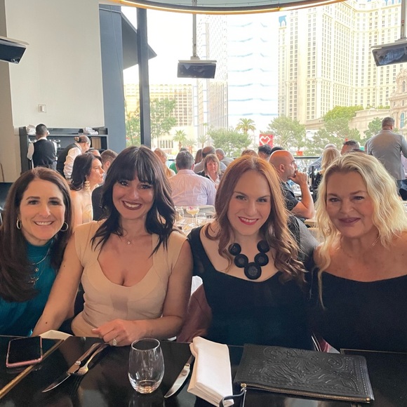 🎰 🎲 ♥️2023 VEGAS PFF TRIP ♥️ 🎲 🎰 - Picture 12 of 13